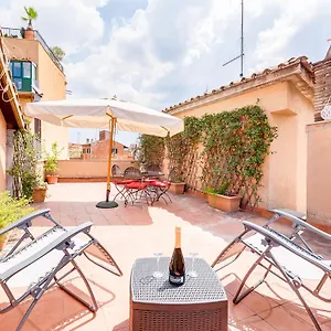 Romantic House With Terrace Apartment